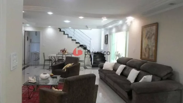 Imagem Sobrado à venda 4 Quartos, 2 Suites, 8 Vagas, 400M², Cerâmica, São Caetano do Sul - SP