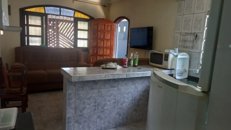 Imagem Casa para Venda em Itanhaém, Tupy, 2 dormitórios, 1 suíte, 1 banheiro, 1 vaga