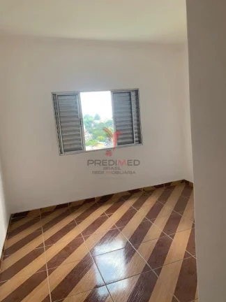 Imagem Vendemos casa de 5 Quartos , 2 Vagas de Garagem,, Quintal,próximo ao metrô em interlagos