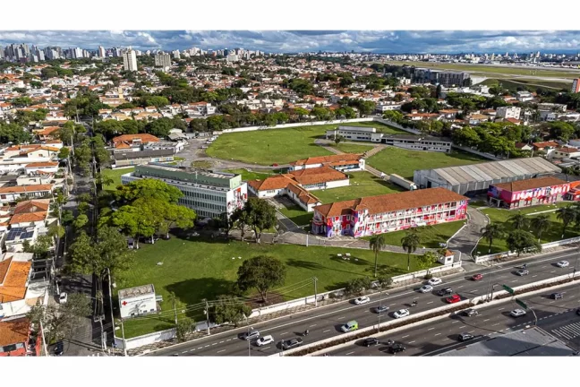 Imagem Terreno à venda em São Paulo, Moema, 400m2