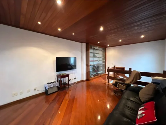 Imagem Casa à venda com 5 quartos, sendo 1 suíte, em Pirituba, São Paulo - SP