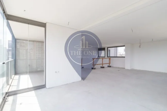 Imagem Cobertura de Luxo em Moema, São Paulo-SP: 3 Quartos, 3 Suítes, 2 Salas, 4 Banheiros, 6 Vagas de Garagem, 398m² de Área.