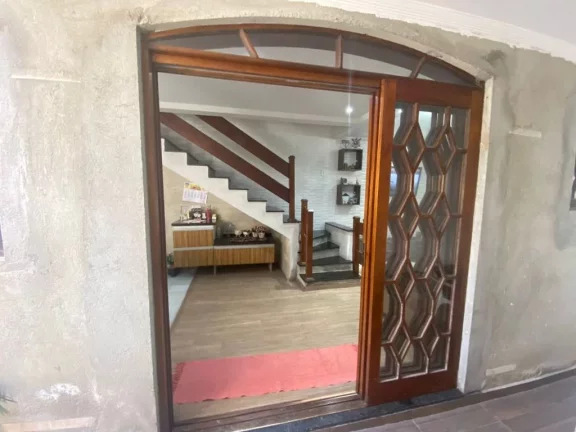 Imagem Sobrado com 3 dormitórios à venda, 174 m² por R$ 580.000,00 - Jardim Nova Poá - Poá/SP