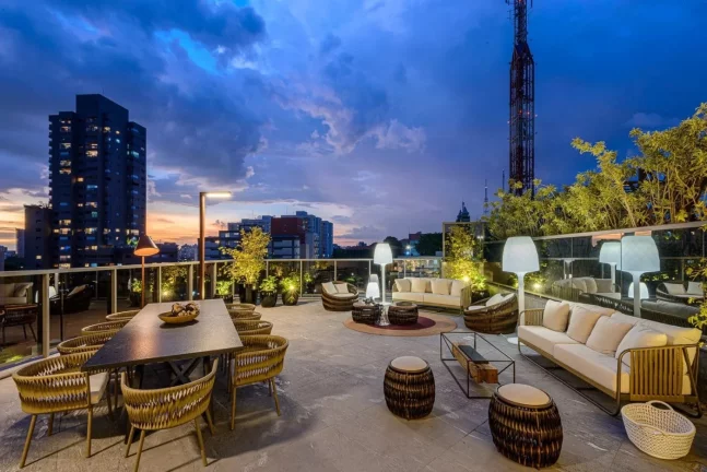 Imagem Apartamento para Venda em São Paulo, Pinheiros, 3 dormitórios, 3 suítes, 4 banheiros, 2 vagas