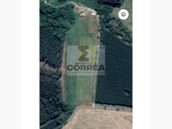 SITIO COM TERRENO COM ÓTIMA METRAGEM - BOM RETIRO