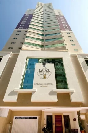 O Residencial Lorena Cristina, localizado na Rua 1001, número 315, entre as Avenidas Brasil e do Es...