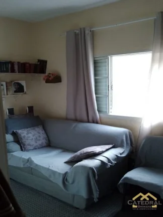 Imagem Casa a venda com 3 quartos e amplo quintal no Santa Gertrudes em Jundiaí/SP