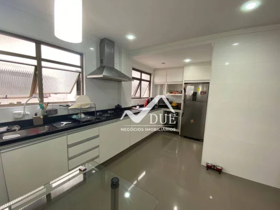 Imagem Casa com 4 dormitórios à venda, 212 m² por R$ 1.380.000,00 - Aparecida - Santos/SP