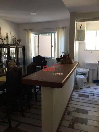 Imagem Cobertura com 2 dormitórios à venda, 180 m² por R$ 800.000 - Nova São Pedro - São Pedro da Aldeia/RJ