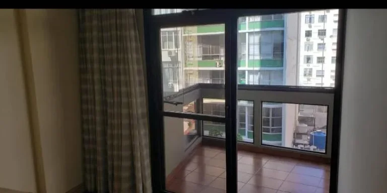 Imagem APARTAMENTO A VENDA TONELERO 3 QUARTOS COM VARANDA E 3 VAGAS