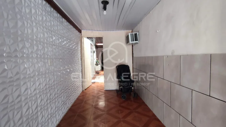 Imagem Casa com ponto comercial, Santo Inácio, Esteio