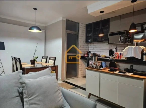 Imagem Apartamento 3 dormitórios (1 suíte), 1 vaga. Edf. Jangada, Monte Castelo