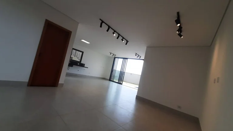 Imagem Casa nova - Alto padrão no condomínio Vila Real