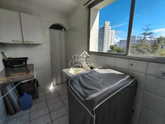 Imagem Apartamento à venda com vista para o oceano e sacada no Morro do Maluf, Pitangueiras: 3 quartos, 1 suíte, 2 salas, 3 banheiros, 1 vaga, 145m².