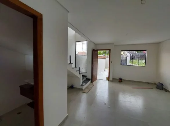 Imagem Sobrado com 3 dormitórios à venda, 100 m² por R$ 580.000,00 - Vila Lavínia - Mogi das Cruzes/SP