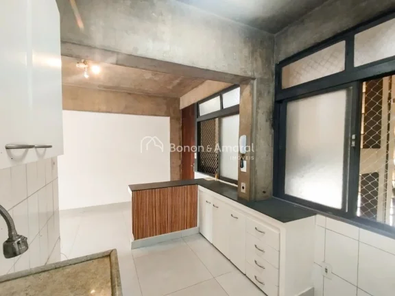 Imagem Loft Estiloso com Design Industrial no Coração da Cidade
