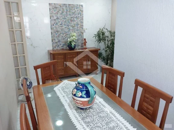 Imagem Casa duplex 3 quartos ( 1 suíte). Campo Grande
