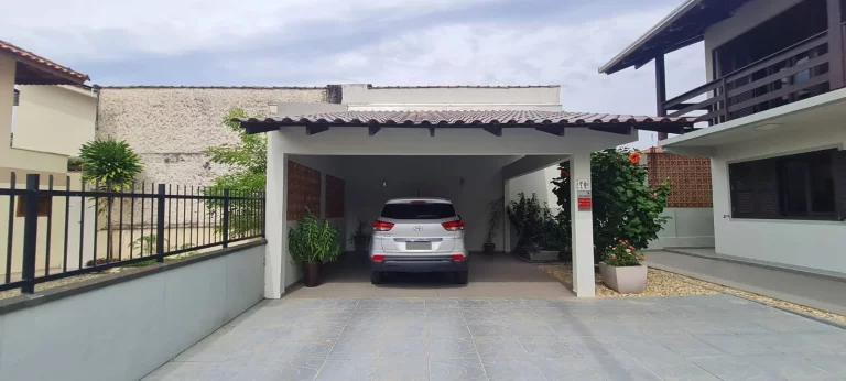 Imagem CASA RESIDENCIAL em Barra Velha - SC, Centro