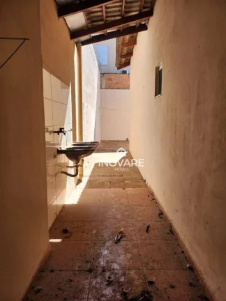 Imagem Casa com 3 dormitórios à venda por R$ 280.000,00 - Setor Flamboyant - Itumbiara/GO