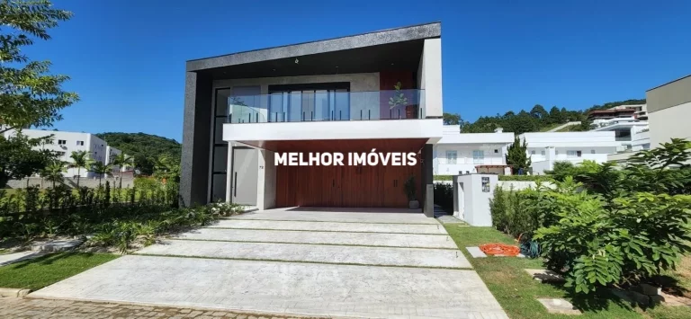 Imagem Casa Nova em condomínio fechado à venda com 5 suítes, 6 vagas de garagem localizada na Praia Brava .