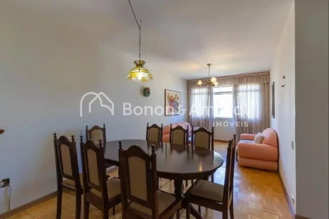 Imagem Apartamento acolhedor à venda, com sala para 3 ambientes, 3 quartos e 1 banheiro, além de cozinha ...