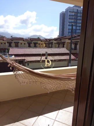 Imagem Sobrado em Caraguatatuba - Indaiá - 3 dormitórios (1 suíte) - 212m²