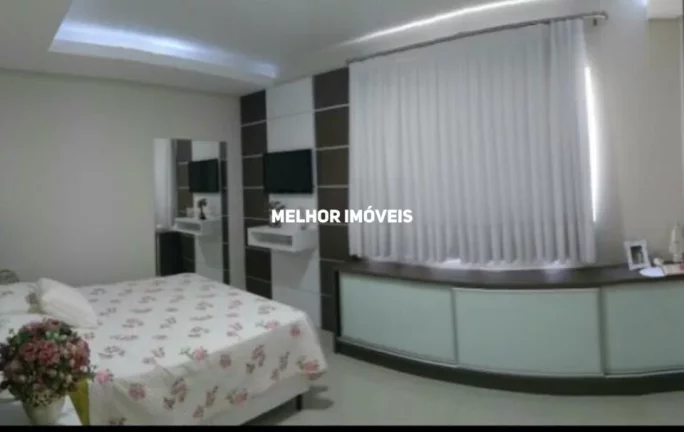 Imagem Apartamento Alto Padrão Mobiliado e Decorado à Venda com 04 Suítes sendo 01 Suíte Máster Localizado em Meia Praia Itapema - SC