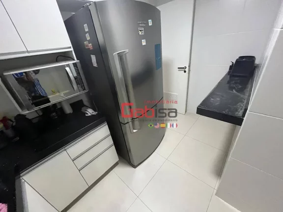 Imagem Apartamento com 3 dormitórios à venda, 80 m² por R$ 1.000.000,00 - Centro - Cabo Frio/RJ