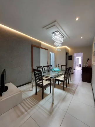 Imagem Casa de rua à venda no bairro Suissa - 2 suítes, 2 vagas de garagem - 165m²
