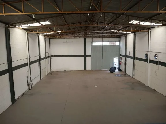 Imagem Galpão para alugar em Barbacena, Monte Mário, 420m2