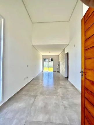 Imagem Linda Casa sozinha no terreno em Sapiranga de 3 dormitórios, 1 suíte e 2 vagas