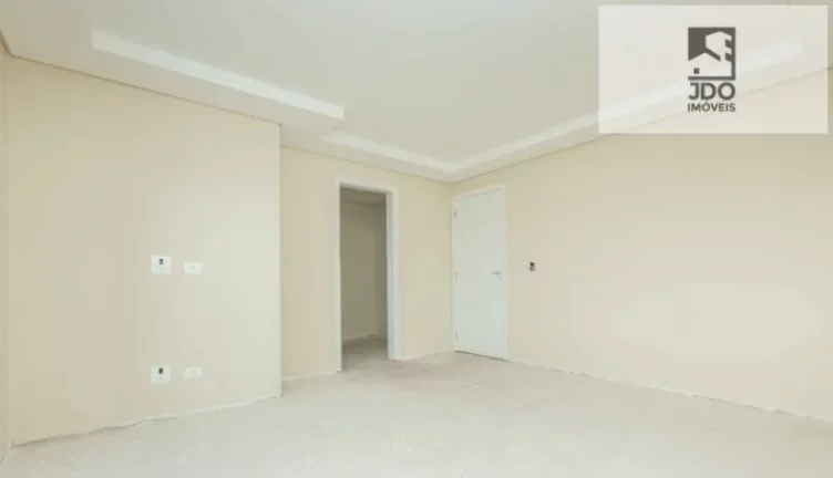 Imagem Sobrado em Condomínio a Venda no bairro Campo Comprido - Curitiba, PR