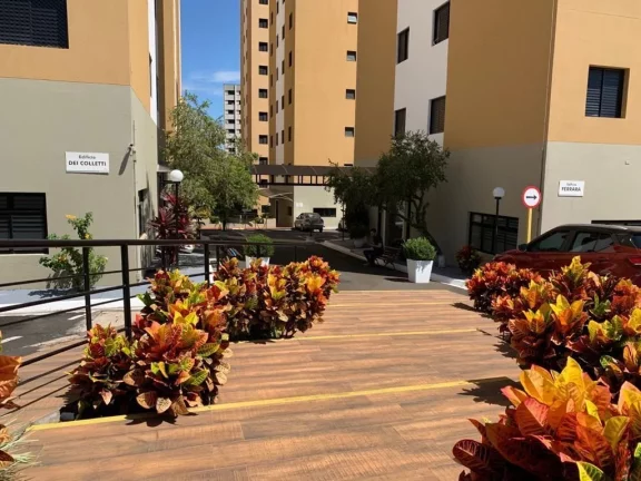 Imagem Apartamento com 3 quartos sendo 1 suíte, duas vagas, sacada, em bairro nobre, com localização pri...