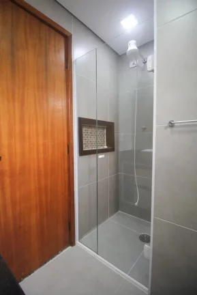 Imagem Apartamento Mobiliado para Locação na Vila Valparaíso, Santo André-SP: 2 Quartos, 1 Suíte, 2 Banheiros, 1 Vaga de Garagem, 80m²