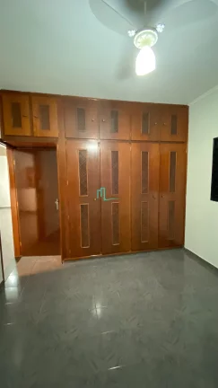 Imagem CASA À VENDA NO JARDIM TROPICAL I