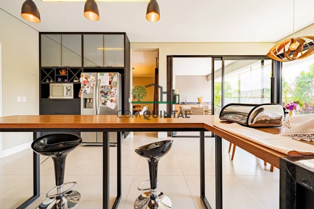 Imagem Casa com 4 Quartos à Venda, 375 m² em Alphaville - Santana De Parnaíba