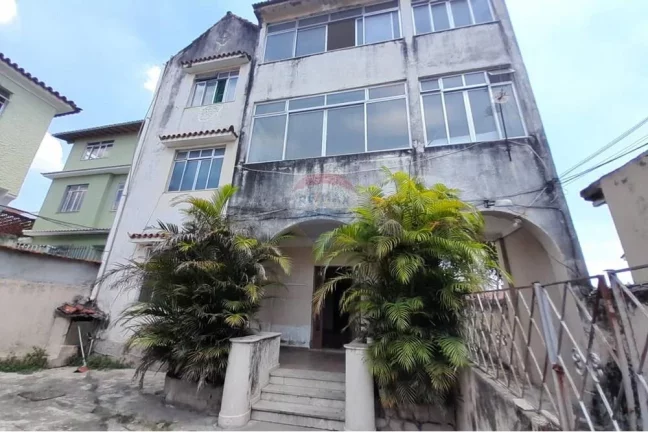 Imagem Apartamento tipo casa em Cascadura , 3 quartos, 2 banheiros e 3 quintais!!