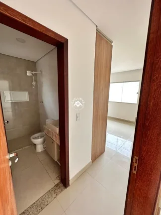 Imagem Casa para Venda em Porto Seguro, Rua Jacaranda, 3 dormitórios, 1 suíte, 2 banheiros, 1 vaga