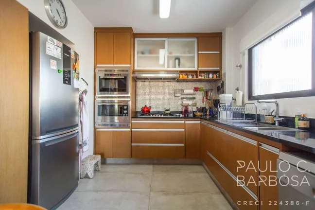 Imagem Vila Madalena Venda - 2 Dormitórios (1 Suíte) - 2 Vagas - 164m²