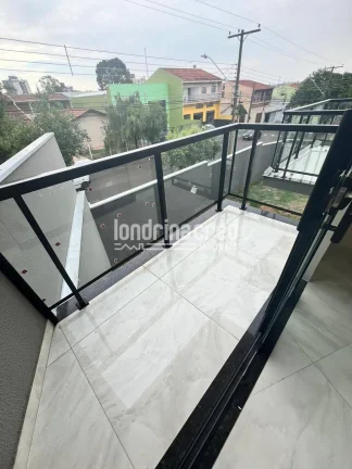 Imagem Sobrado com 3 quartos (1 suíte), 120m² de construção, acabamento moderno e excelente localização na região sul de Londrina