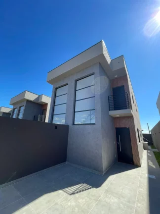 Imagem Casa à venda com 3 quartos, sendo 1 suíte, em Vila Petrópolis, Atibaia - SP