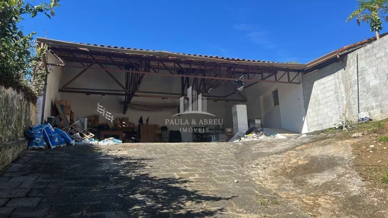 Imagem Fantástico Terreno de Esquina 287m², Murado, 80m² de Garagem, Escritura no Pastoril, Ribeirão Pires-SP