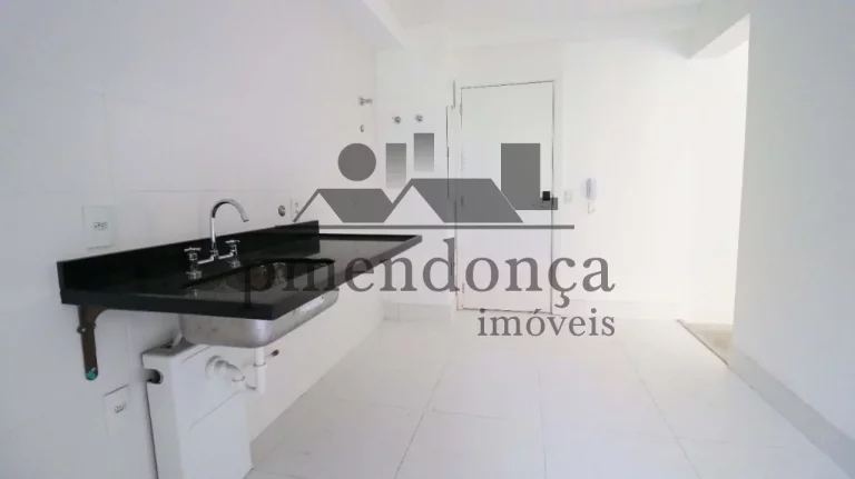 Imagem Apartamento garden no coração de Perdizes com 163m².