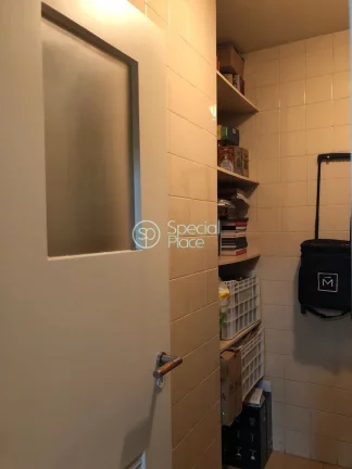 Imagem 127 metros 3 dormitórios 1 suíte dormitório de empregada e banheiro Piscina Quadra Salão de fest...