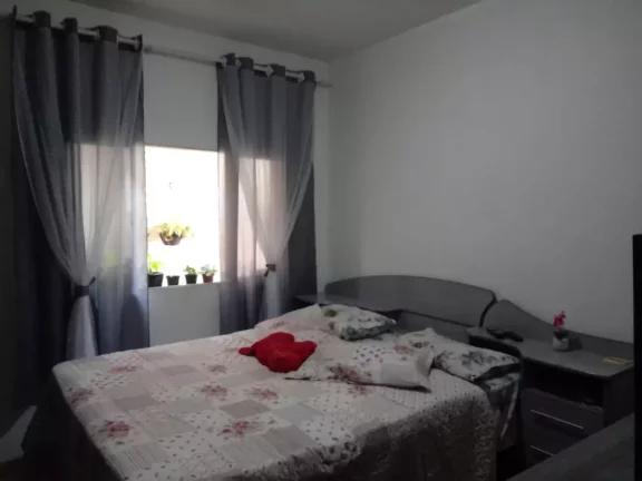 Imagem 3CASAS NO TERRENO+1 CASA DE 3 QUARTOS MUITO AMPLA COM SUÍTE+8VAGAS