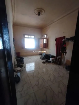Imagem Casa Grade Ideal para Família Grande e ou Comércio - No Coração do Espinheiro