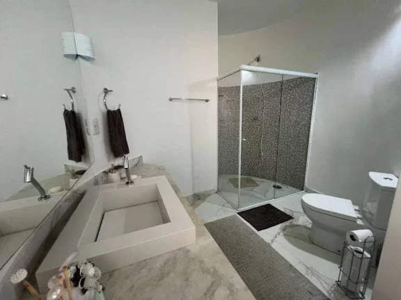 Imagem Cond. Chác. das Paineiras II - Completa e impecável, 6 dorms/3 stes!