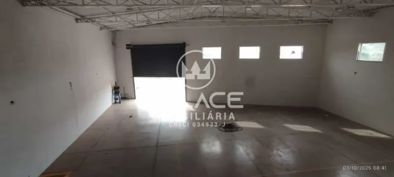 Imagem .Barracão Ótima Localização com 321,80 m² 
 Salão com area externa;
 Com 02 banheiros social;...
