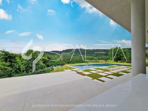 Imagem Maravilhosa residência com arquitetura moderna disponível para locação e venda na Fazenda Serrazul I