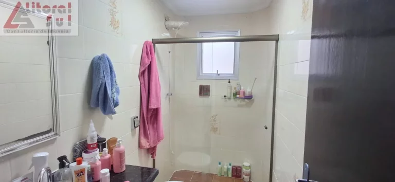 Imagem Apartamento à venda em Praia Grande-SP, Tupi: 2 quartos, 1 suíte, 1 sala, 2 banheiros, 1 vaga, 79m². Confira já!